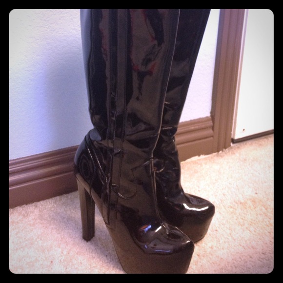 Bebe Boots