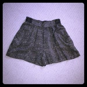 Printed high waisted shorts