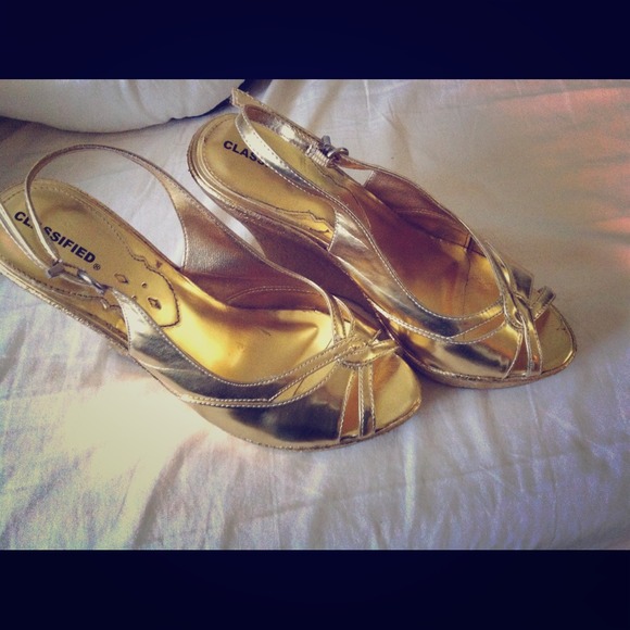Gold wedge sandals!