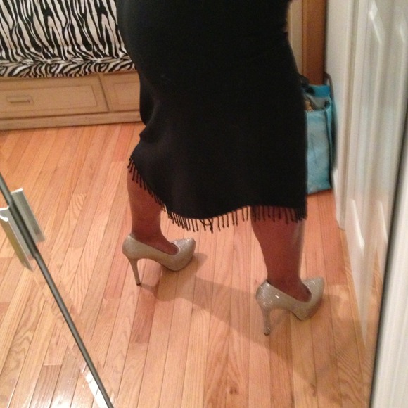 Black Skirt - Picture 2 of 4