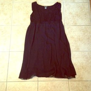 L Banana Republic black dress!