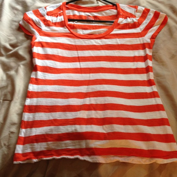 Gap orange and white stripes shirt