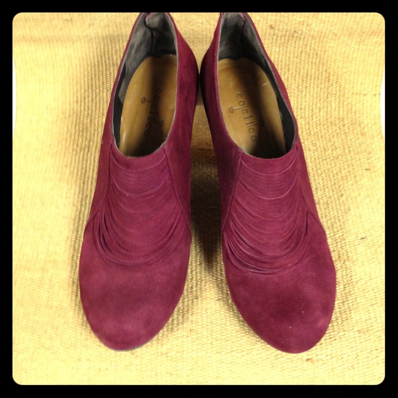 Ante Orthello Ollie ankle booties by Coclico.