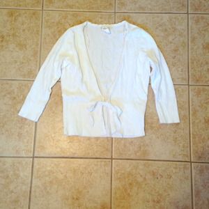 3/4 sleeve white sweater!