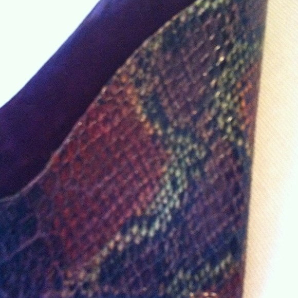 Bakers™ Plum Purple Snake Skin - Picture 2 of 3