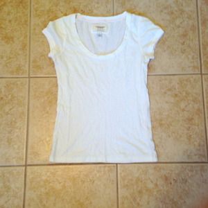 Small white tee!