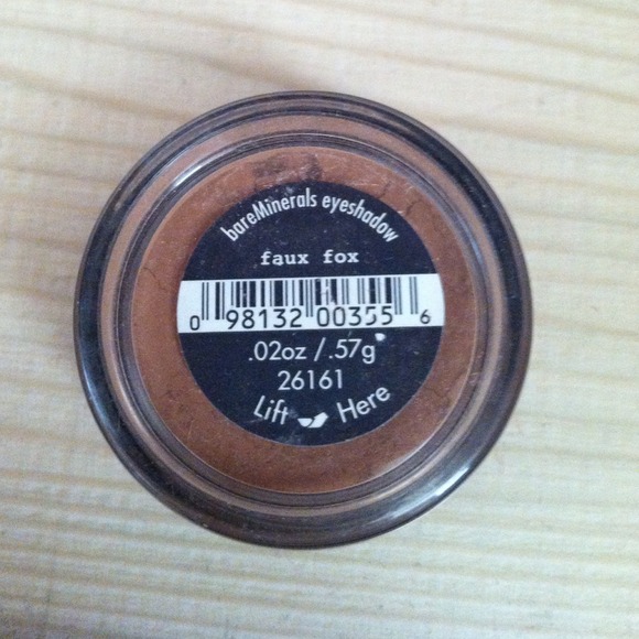 Bare Minerals Faux Fox Eyeshadow - Picture 2 of 3