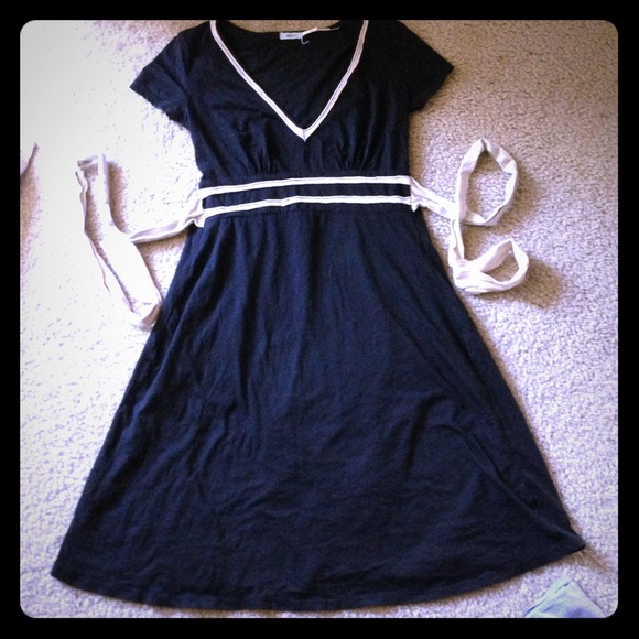 No longer available 🍁Sale🍁Black dress