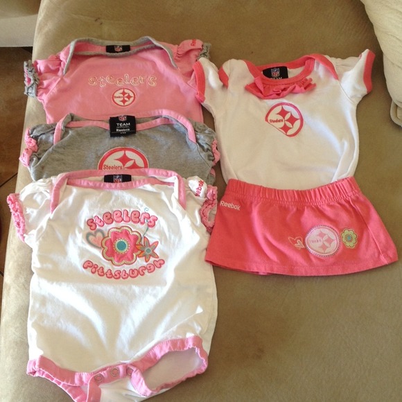 Pittsburgh Steeler girls onesies bundle