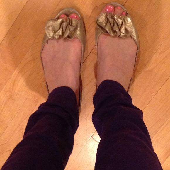 🚫Sold in bundle Steve Madden peeptoe flats