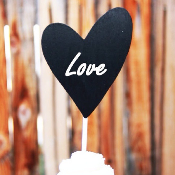Listing for 12 chalk board heart cupcake toppers - Picture 2 of 3