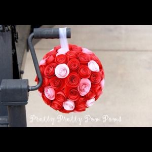 1 large wedding decoration paper flower pomander