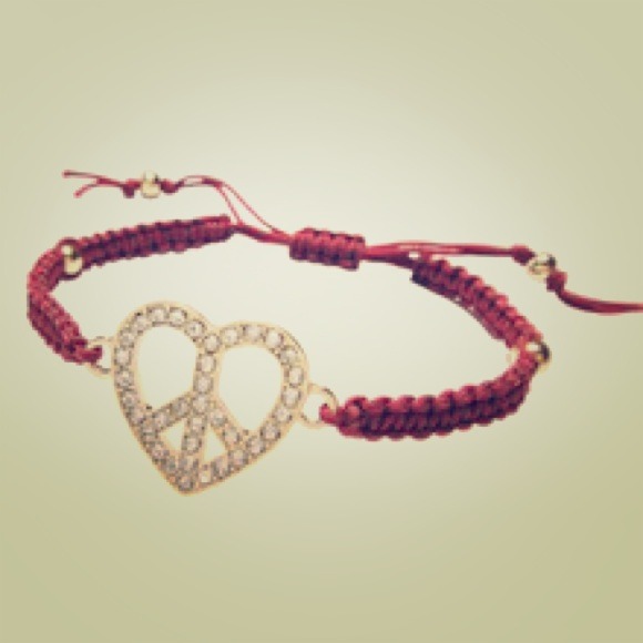 Beautiful peace and love bracelet!