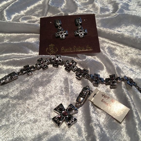 Premier Designs Marissa Bracelet, Pendant, Earring