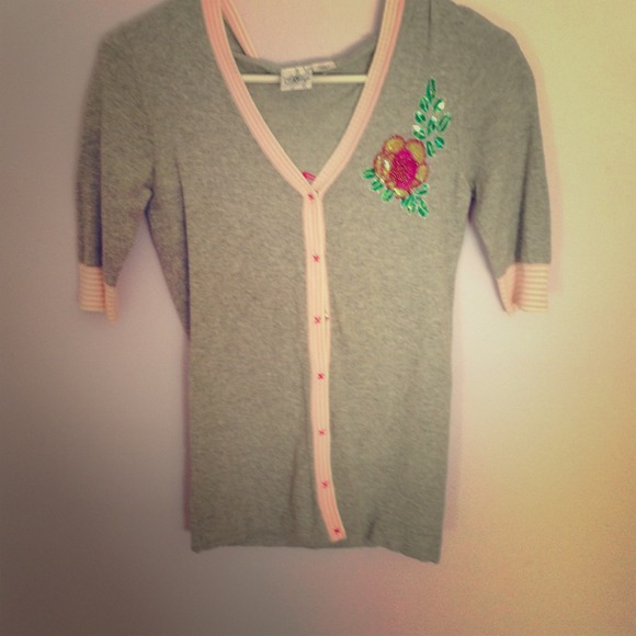 Marique short sleeve sweater button down