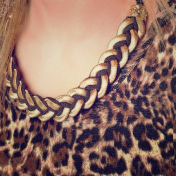 Luxe Lizzie's Boutique Jewelry - BUNDLED! Gorgeous Gold Weave Statement Necklace
