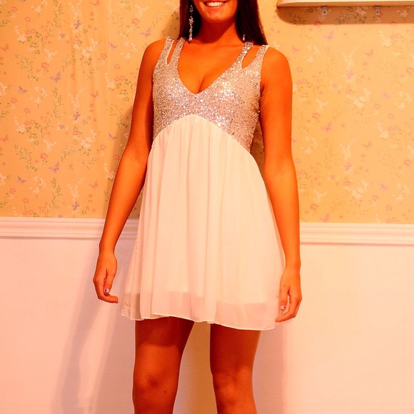 White baby doll sparky top dress