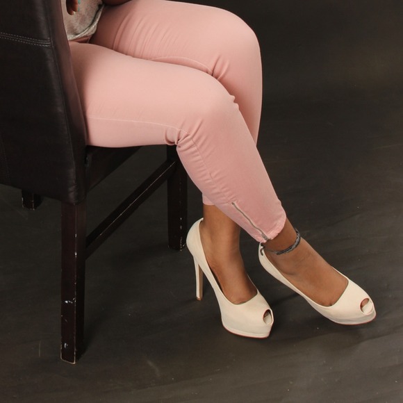 Heels. 👠💄🎀 - Picture 2 of 3