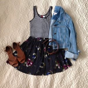 Grey floral print skirt with pockets