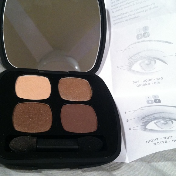 bareMinerals eyeshadow quad
