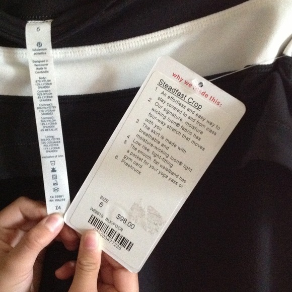 ***NWT***Lululemon crop size 6 - Picture 3 of 4
