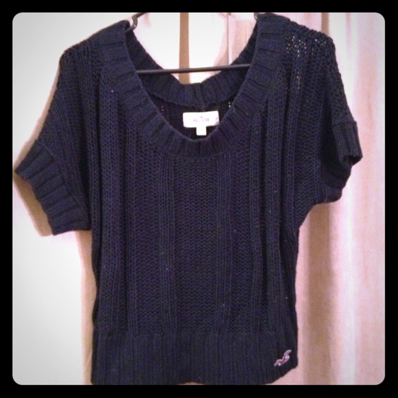 Hollister short sleeve navy sweater