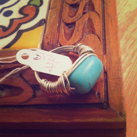 size 7 silver wire and turquoise gemstone ring - Picture 1 of 2