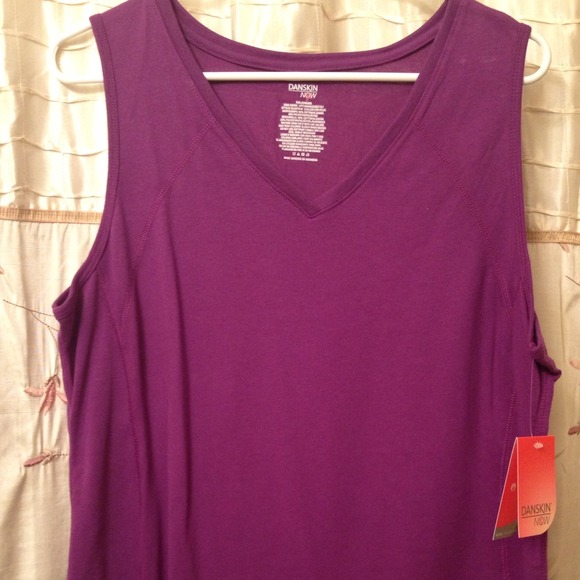 danskin workout shirt