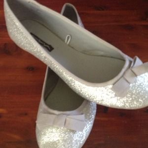 Silver Sparkly American Eagle Flats