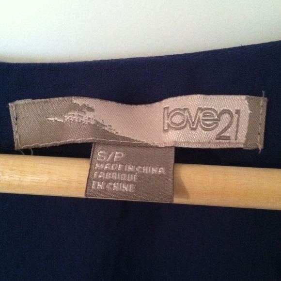 🎯🎯SOLD🎯🎯CLASSY Midnight blue dress❤❤ - Picture 3 of 3