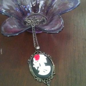 Dia de Los muertos cameo