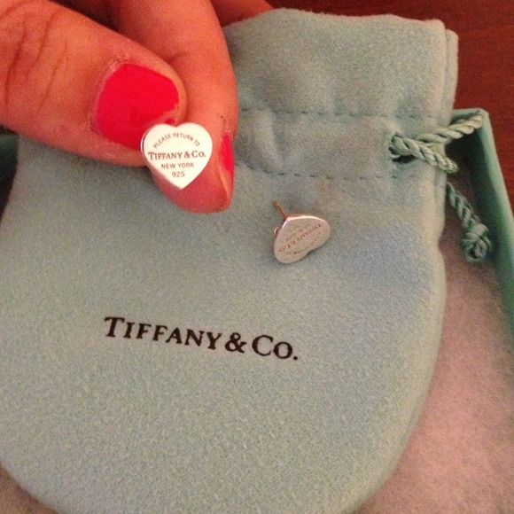 Tiffany heart earings:) love them