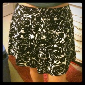 Forever 21 Black and White Linen Skirt