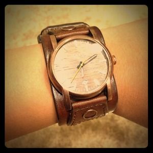 Super cute Fossil brown leather watch