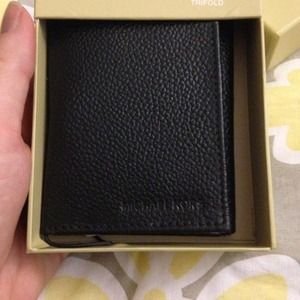 New MK men wallet