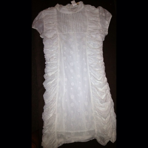 🆑SOLD💫Adorable Little White Dress