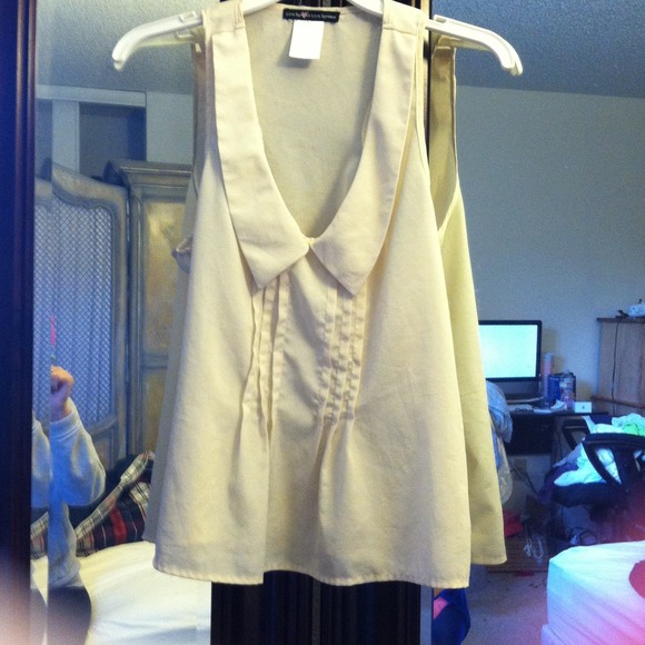 Cute Beige blouse🎀Nordstrom