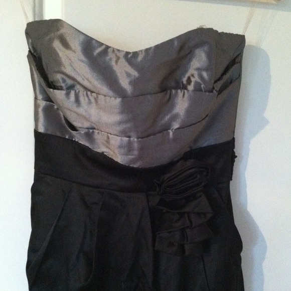 🎯SOLD🎯Evening dress - Picture 2 of 3