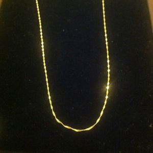 2 gold chains. Bundled for @extra_1