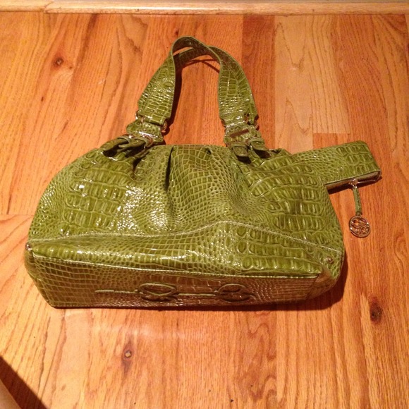 Jessica Simpson Crocadile stamp bag w change purse