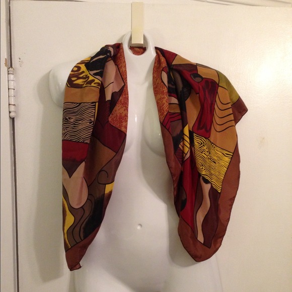 %Abstract scarf - Picture 2 of 2