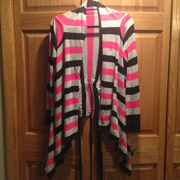 Sold in bundle - Forever 21 Hot Pink, Black & Grey