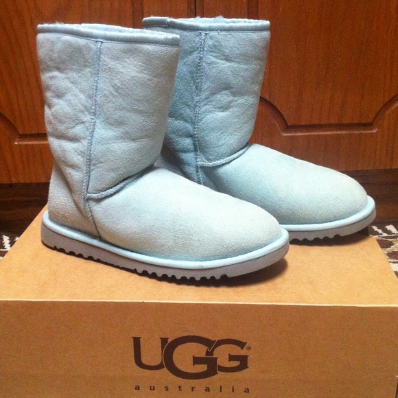 ***SOLD***UGG Classic Short Boots