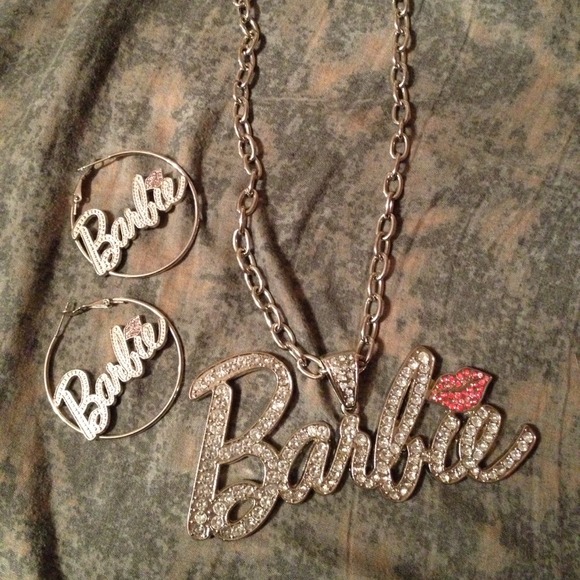 Barbie necklace and earrings