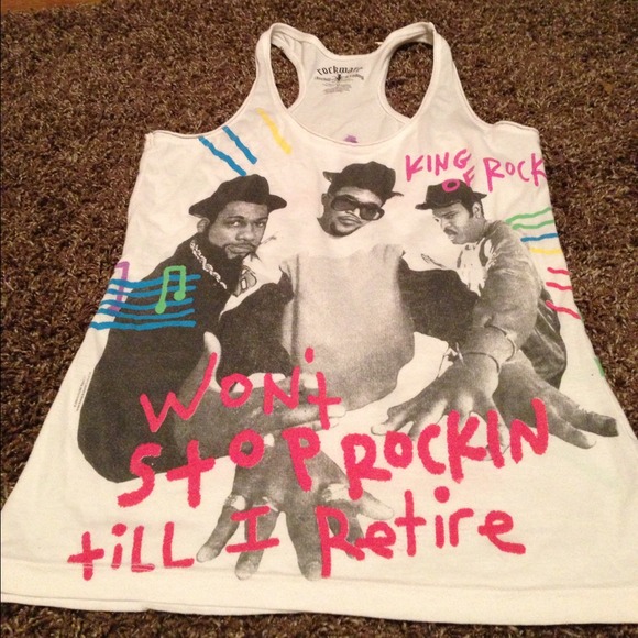 ⛔SOLD IN BUNDLE⛔ ❤HOST PICK❤ RUN DMC Racerback - Picture 4 of 4