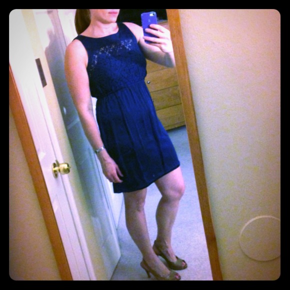 Dresses & Skirts - NWOT Lace and satin dress - navy blue