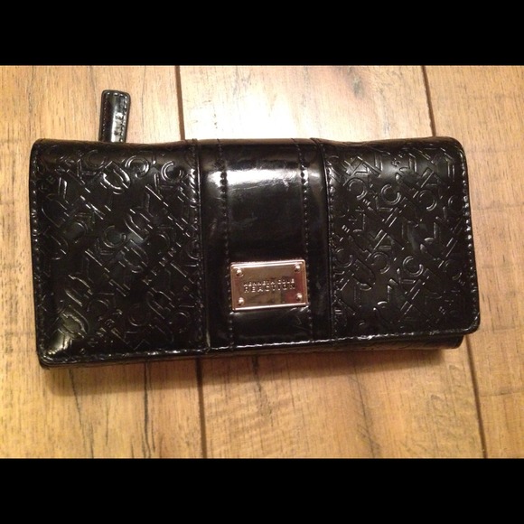 Black wallet