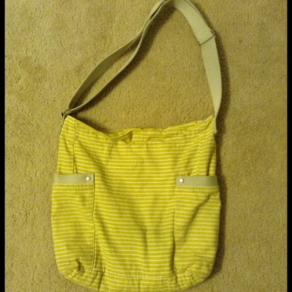 **sold locally**Mossimo Crossbody bag