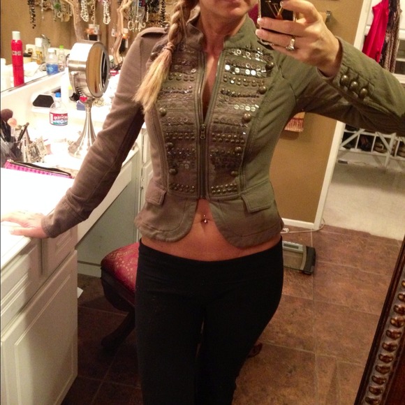 Jacket/hold for carajames SOLD