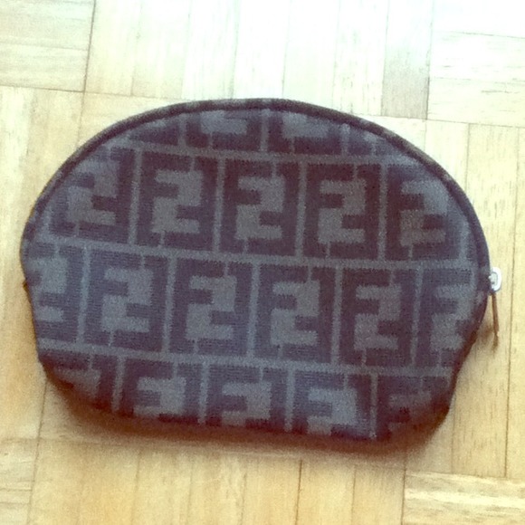 ⛔SOLD⛔Make up pouch